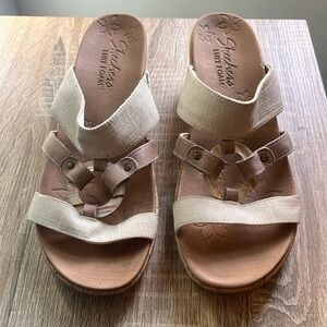 Women’s Size 12 Sketchers Luxe-Foam Wedge Sandals